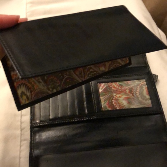 Dooney & Bourke Wallet - Picture 8 of 8